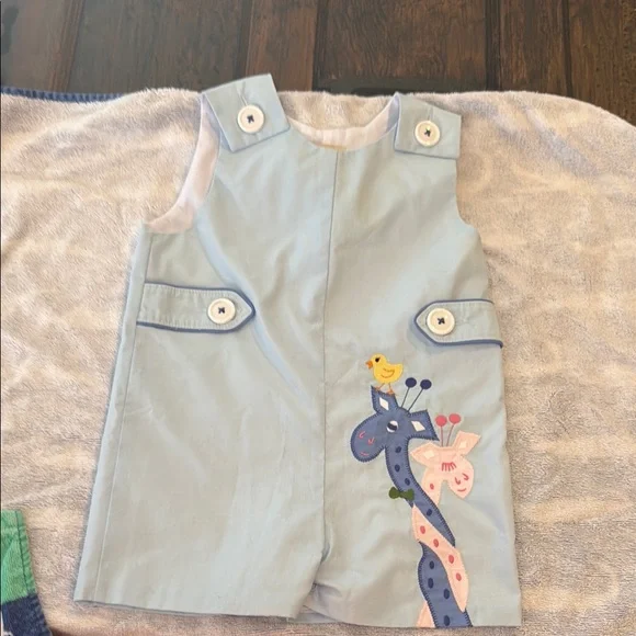 The Beaufort Bonnet Company Blue and Yellow Giraffe Romper 18-24 months - Picture 1 of 4